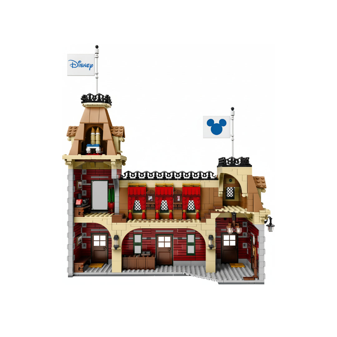 New Disney Train and Station 71044